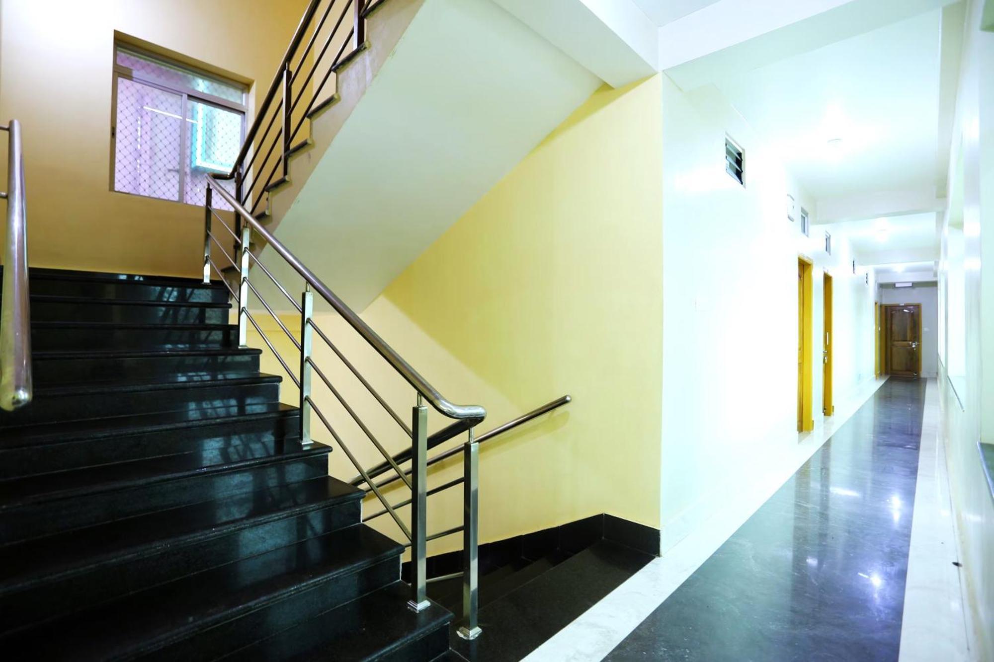 Goroomgo Krishna Residency Puri Near Sea Beach - Spacious Room With Excellent Service Awarded - Best Seller Экстерьер фото