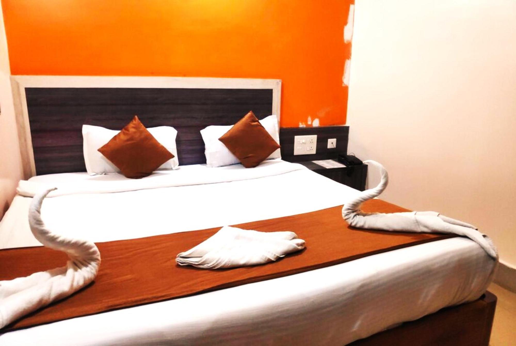 Goroomgo Krishna Residency Puri Near Sea Beach - Spacious Room With Excellent Service Awarded - Best Seller Экстерьер фото
