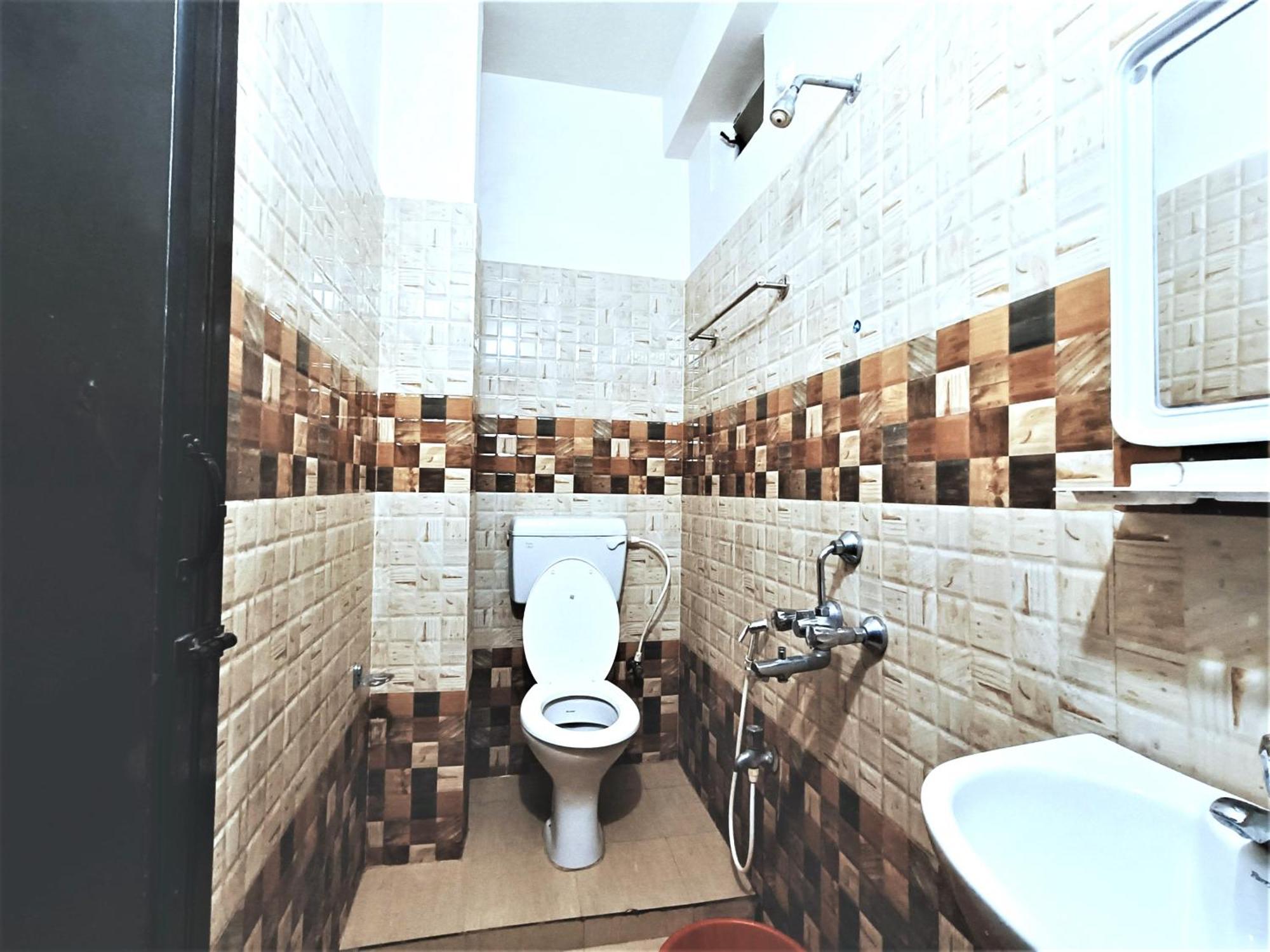 Goroomgo Krishna Residency Puri Near Sea Beach - Spacious Room With Excellent Service Awarded - Best Seller Экстерьер фото